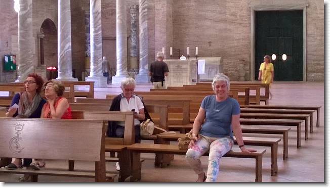 Clicca per scorrere le foto originali ingrandite