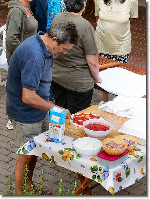 Clicca per scorrere le foto originali ingrandite