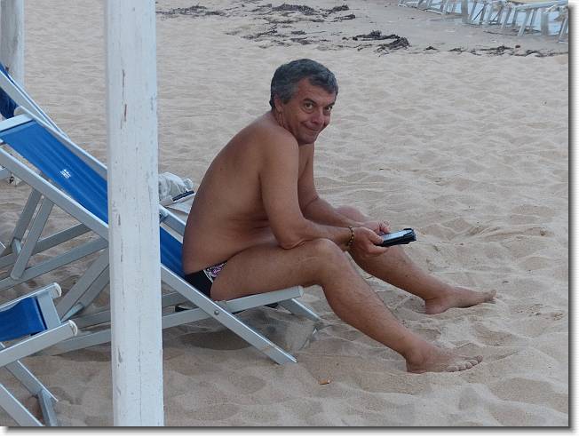 Clicca per scorrere le foto originali ingrandite