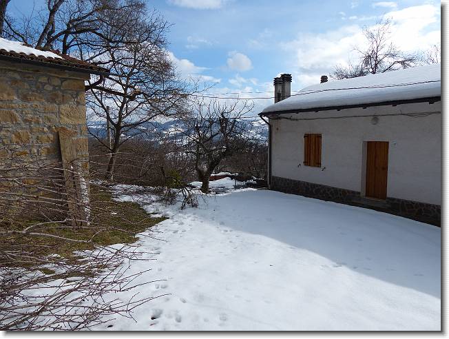 Clicca per scorrere le foto originali ingrandite