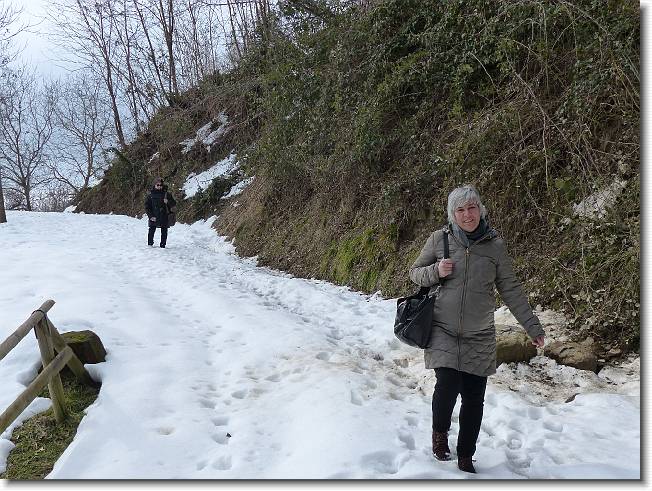 Clicca per scorrere le foto originali ingrandite