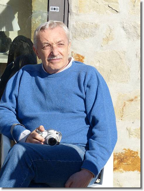 Clicca per scorrere le foto originali ingrandite