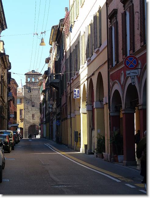Clicca per scorrere le foto originali ingrandite
