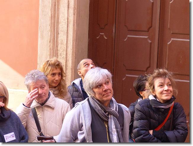 Clicca per scorrere le foto originali ingrandite
