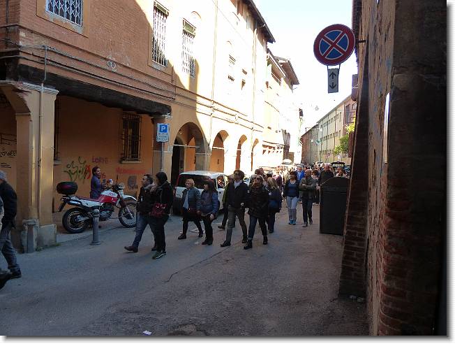 Clicca per scorrere le foto originali ingrandite
