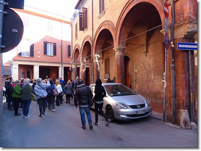 Clicca per scorrere le foto originali ingrandite