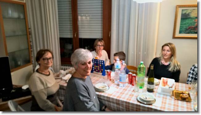 Clicca per scorrere le foto originali ingrandite