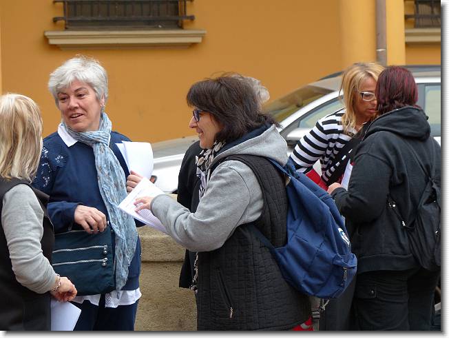 Clicca per scorrere le foto originali ingrandite