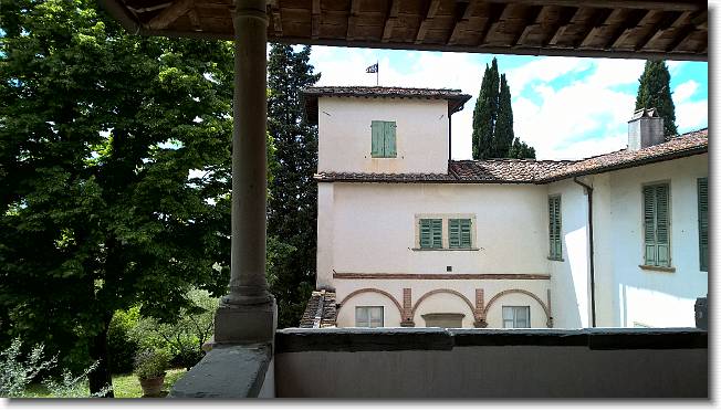 Clicca per scorrere le foto originali ingrandite