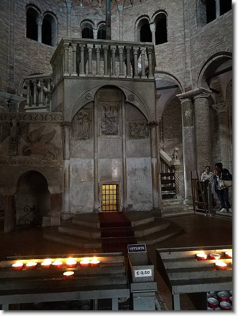 Clicca per scorrere le foto originali ingrandite