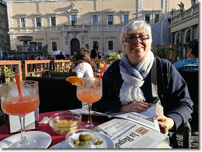 Clicca per scorrere le foto originali ingrandite