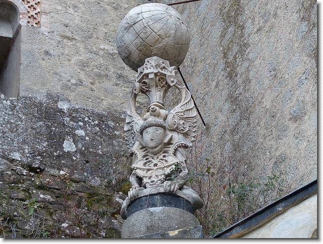 Clicca per scorrere le foto originali ingrandite