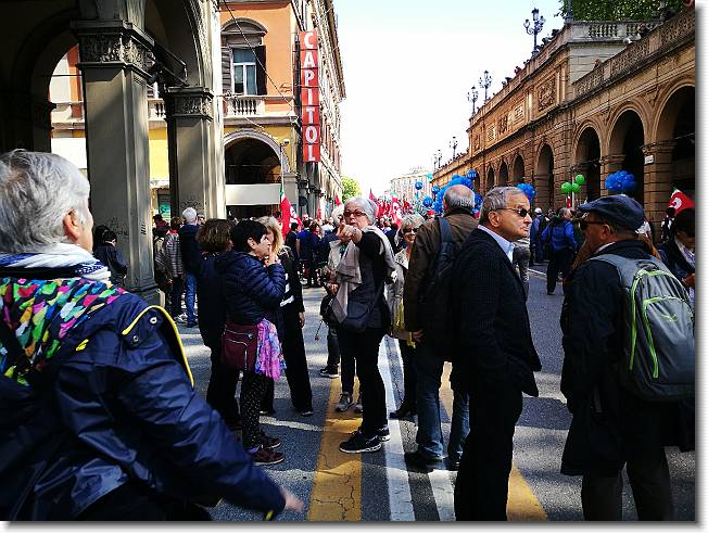 Clicca per scorrere le foto originali ingrandite
