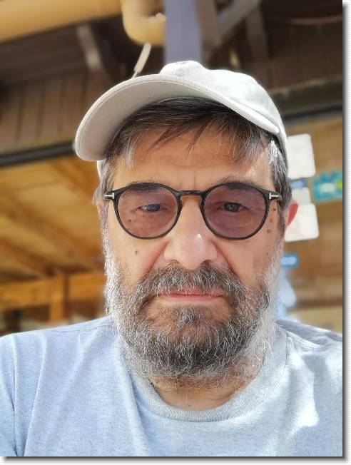 Clicca per scorrere le foto originali ingrandite