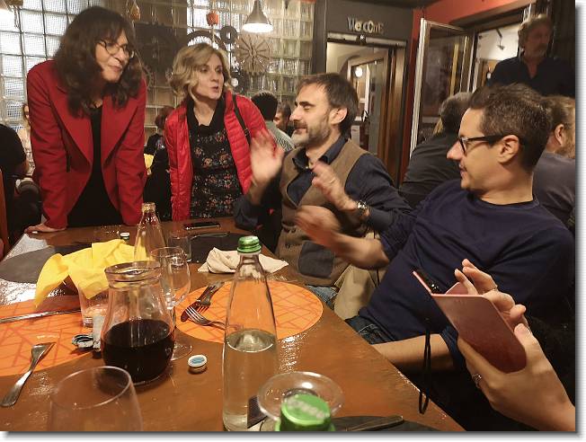 Clicca per scorrere le foto originali ingrandite