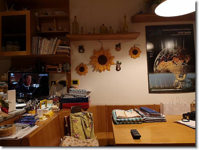 Clicca per scorrere le foto originali ingrandite