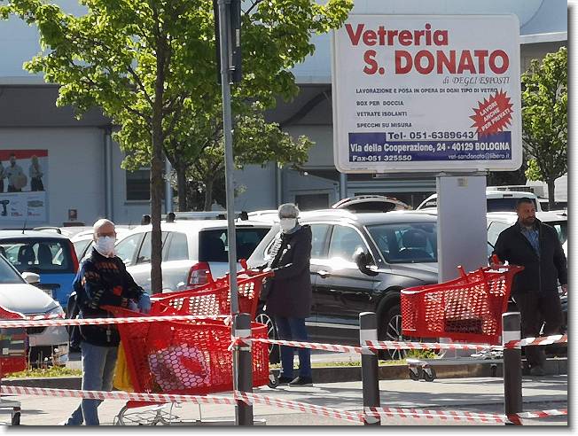 Clicca per scorrere le foto originali ingrandite