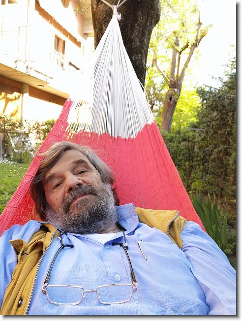 Clicca per scorrere le foto originali ingrandite
