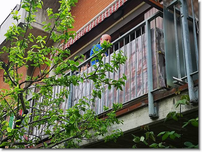 Clicca per scorrere le foto originali ingrandite