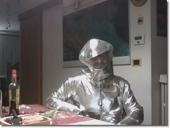 Clicca per scorrere le foto originali ingrandite