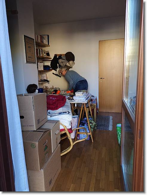 Clicca per scorrere le foto originali ingrandite