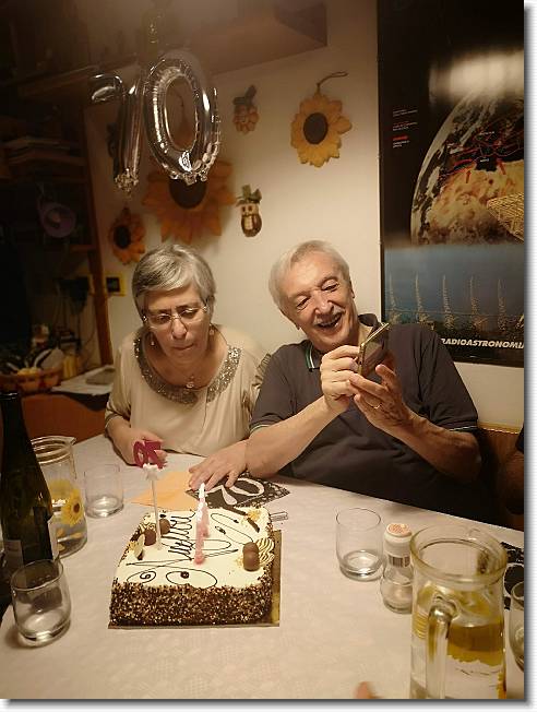 Clicca per scorrere le foto originali ingrandite