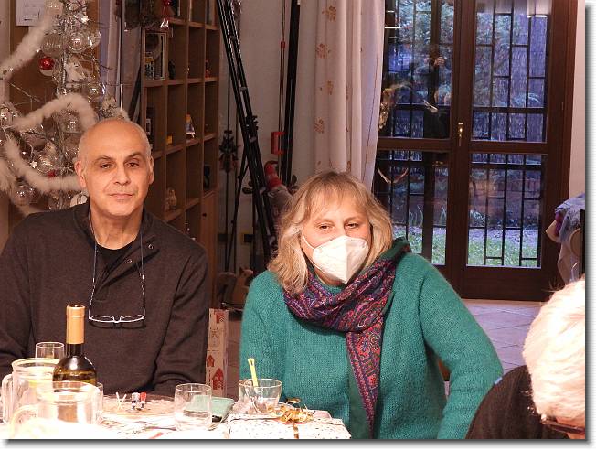 Clicca per scorrere le foto originali ingrandite