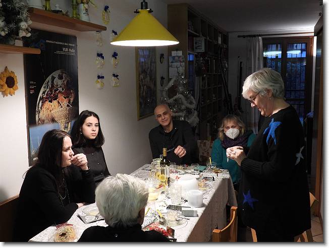 Clicca per scorrere le foto originali ingrandite