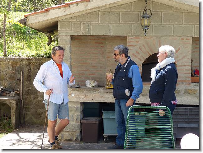 Clicca per scorrere le foto originali ingrandite