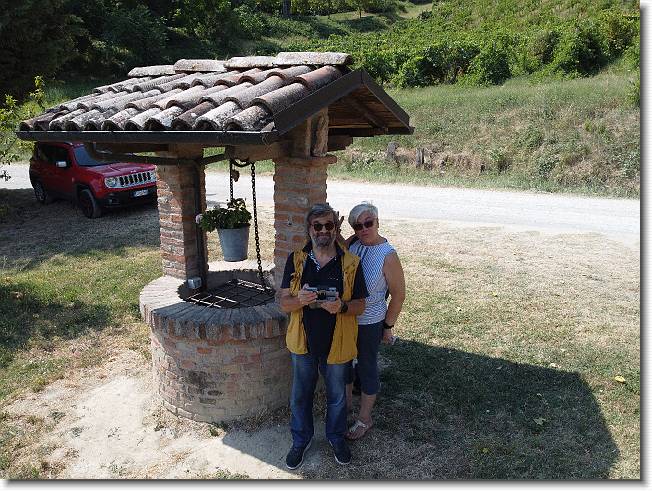 Clicca per scorrere le foto originali ingrandite