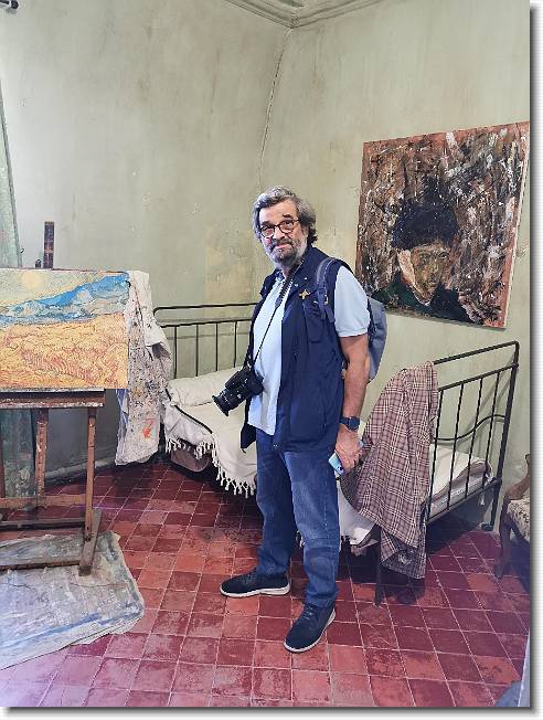 Clicca per scorrere le foto originali ingrandite