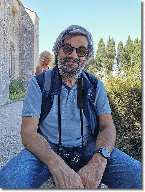 Clicca per scorrere le foto originali ingrandite