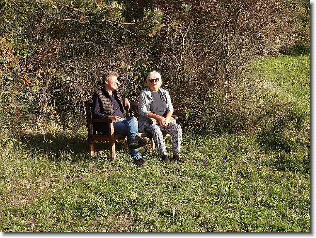 Clicca per scorrere le foto originali ingrandite