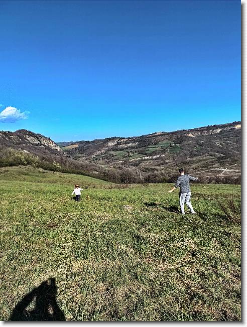 Clicca per scorrere le foto originali ingrandite