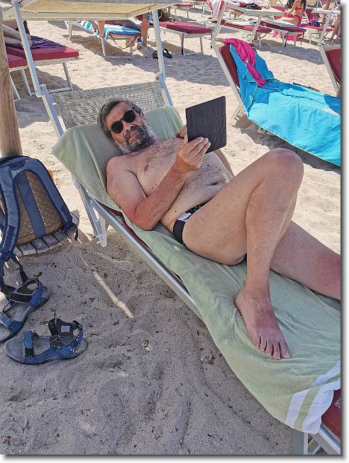 Clicca per scorrere le foto originali ingrandite