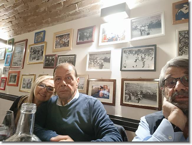 Clicca per scorrere le foto originali ingrandite