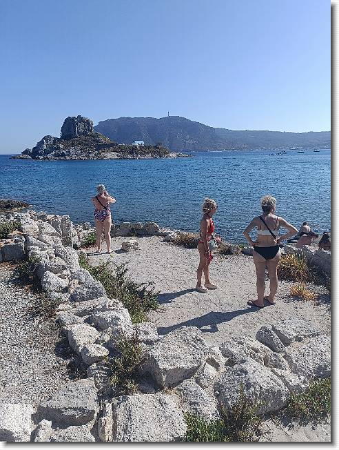 Clicca per scorrere le foto originali ingrandite