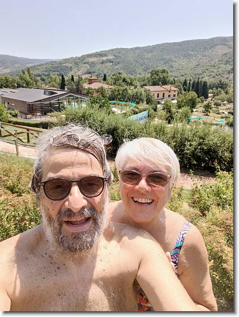 Clicca per scorrere le foto originali ingrandite