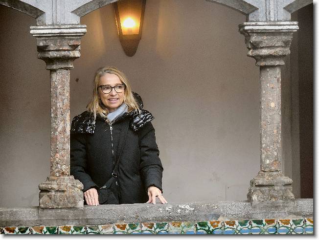 Clicca per scorrere le foto originali ingrandite