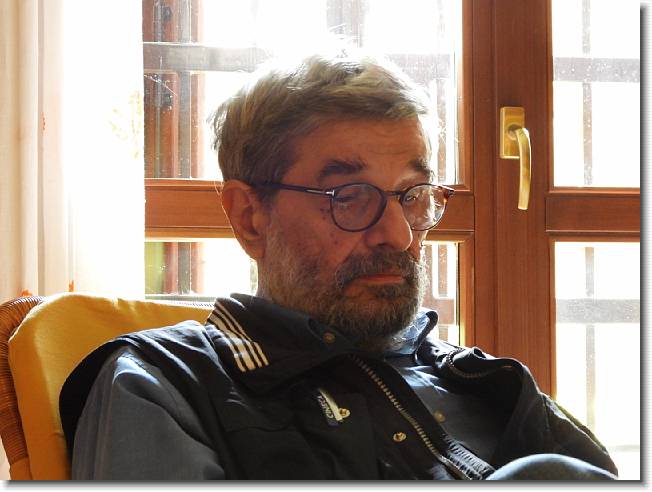 Clicca per scorrere le foto originali ingrandite