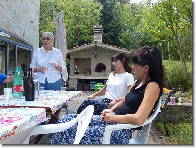 Clicca per scorrere le foto originali ingrandite