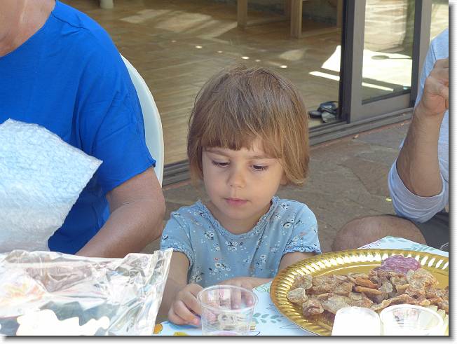 Clicca per scorrere le foto originali ingrandite