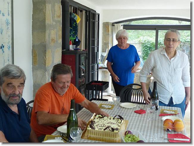 Clicca per scorrere le foto originali ingrandite