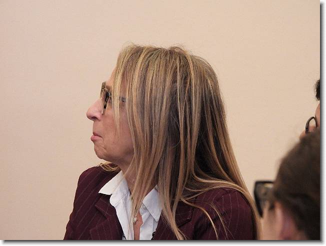 Clicca per scorrere le foto originali ingrandite
