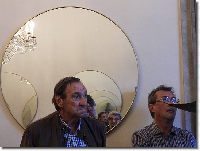 Clicca per scorrere le foto originali ingrandite