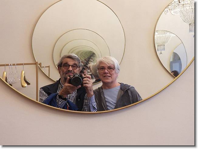 Clicca per scorrere le foto originali ingrandite