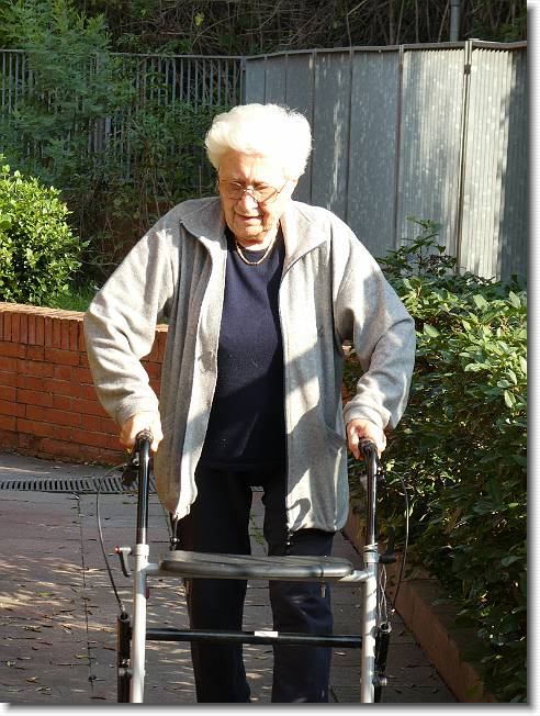 Clicca per scorrere le foto originali ingrandite
