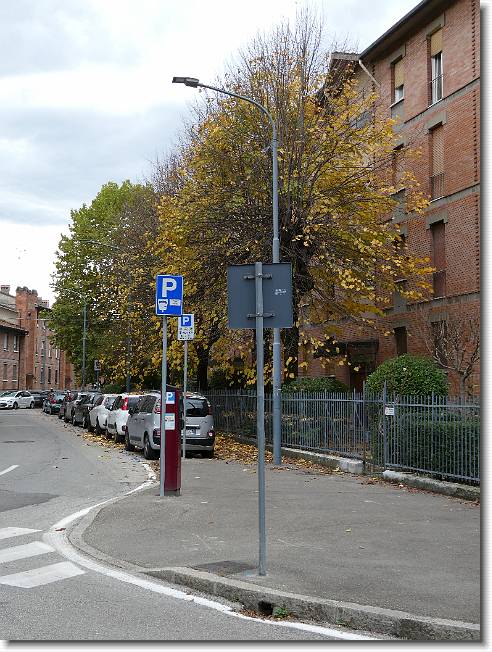 Clicca per scorrere le foto originali ingrandite