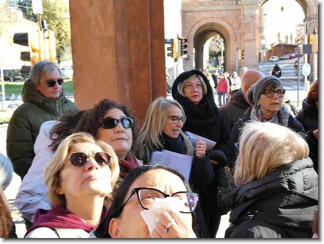 Clicca per scorrere le foto originali ingrandite