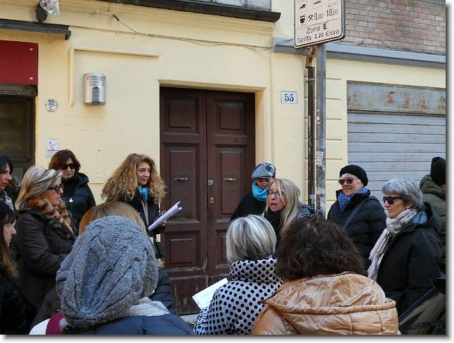 Clicca per scorrere le foto originali ingrandite